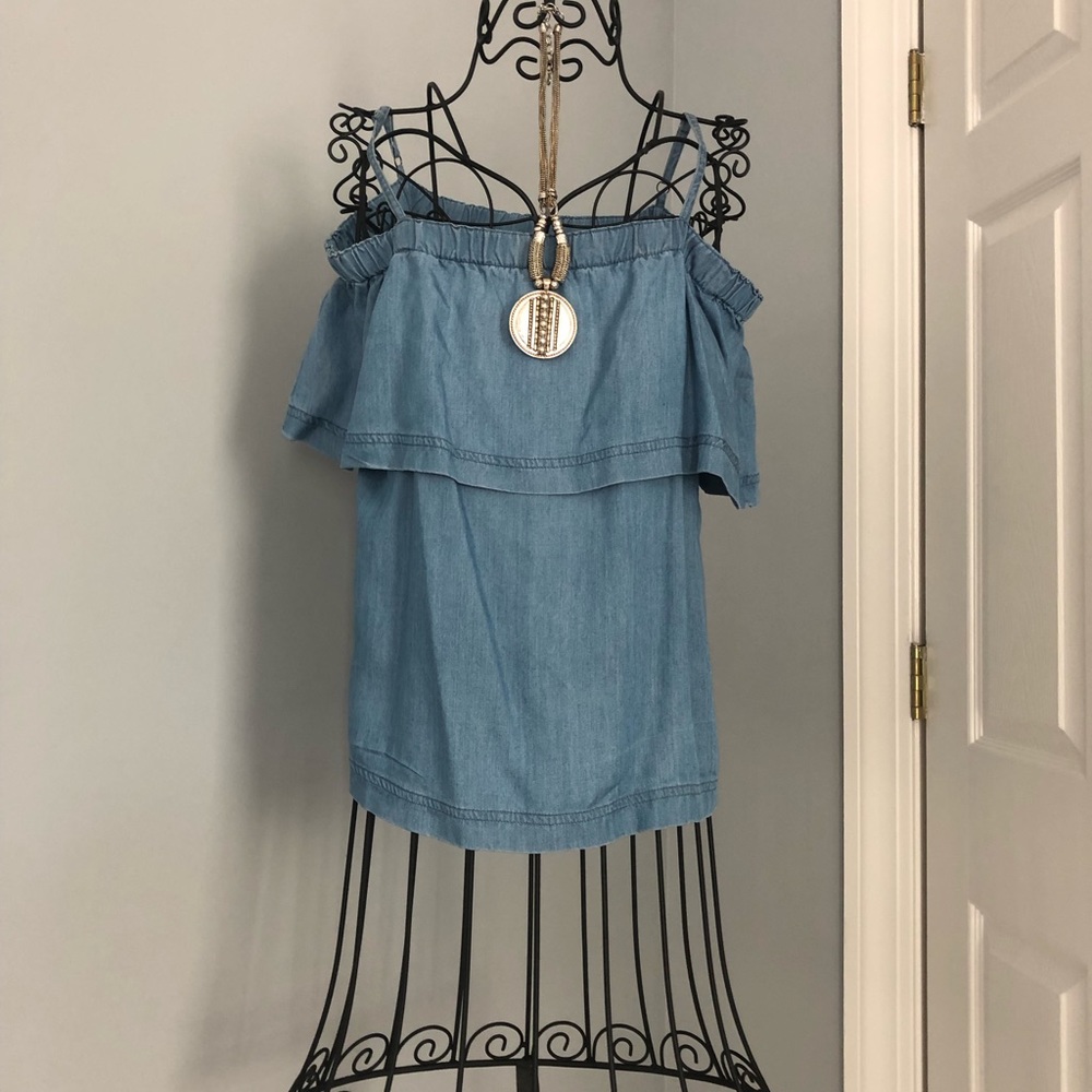 Cute soft denim crown & Ivy cold shoulder blouse